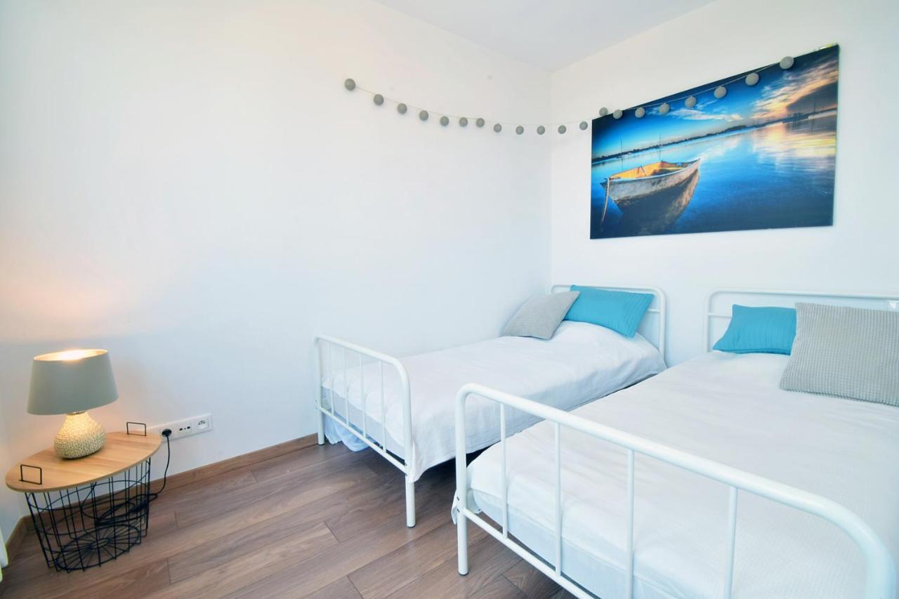 Avis Apartments - Gdynia Skwer Kosciuszki 13 Exteriör bild